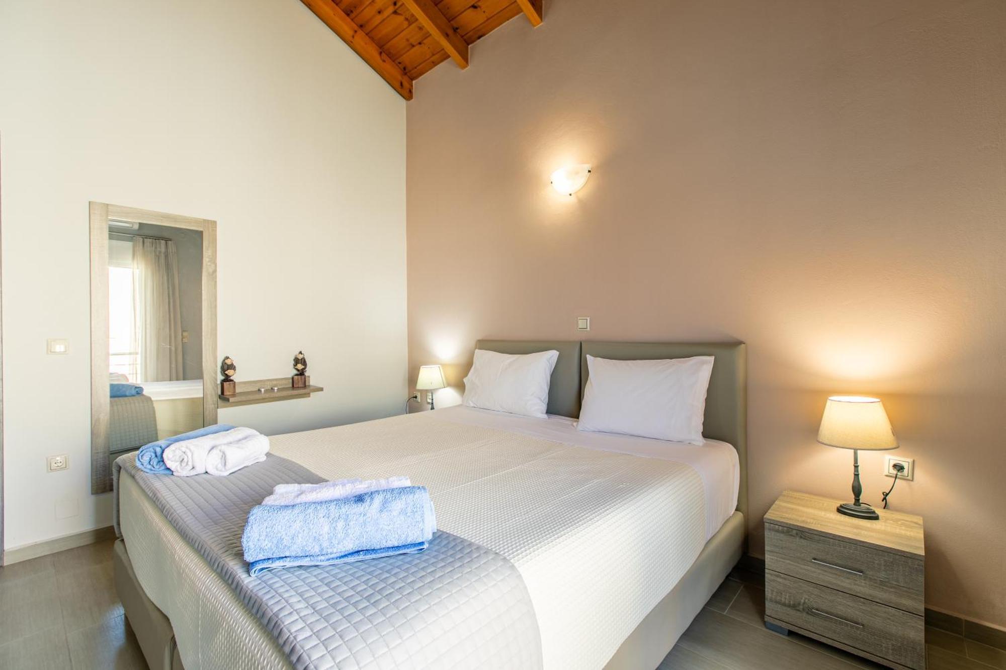 Villa Neaira Vatolakkos  ภายนอก รูปภาพ
